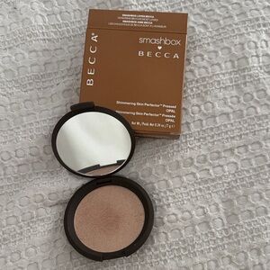 BECCA Shimmering Skin Perfector Pressed Highlighter - Opal